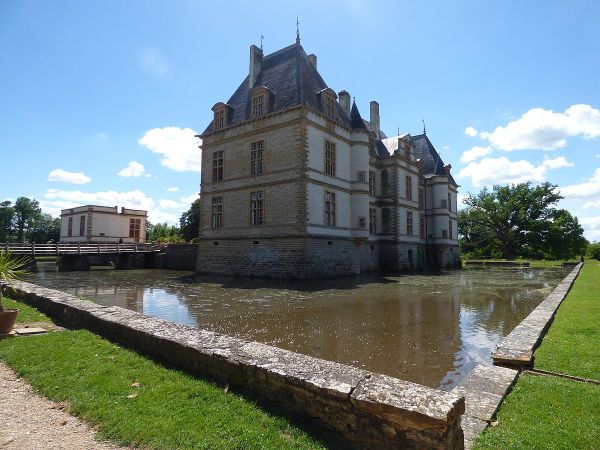 chateau cormatin bourgogne 1